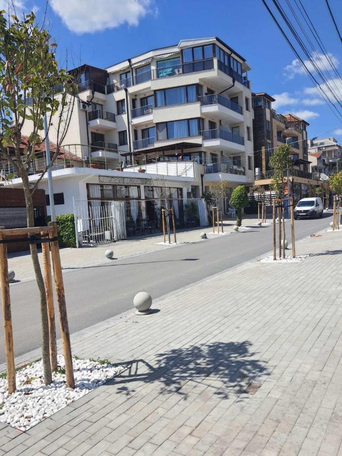 Апартамент Иванови Сарафово Burgas Luaran gambar