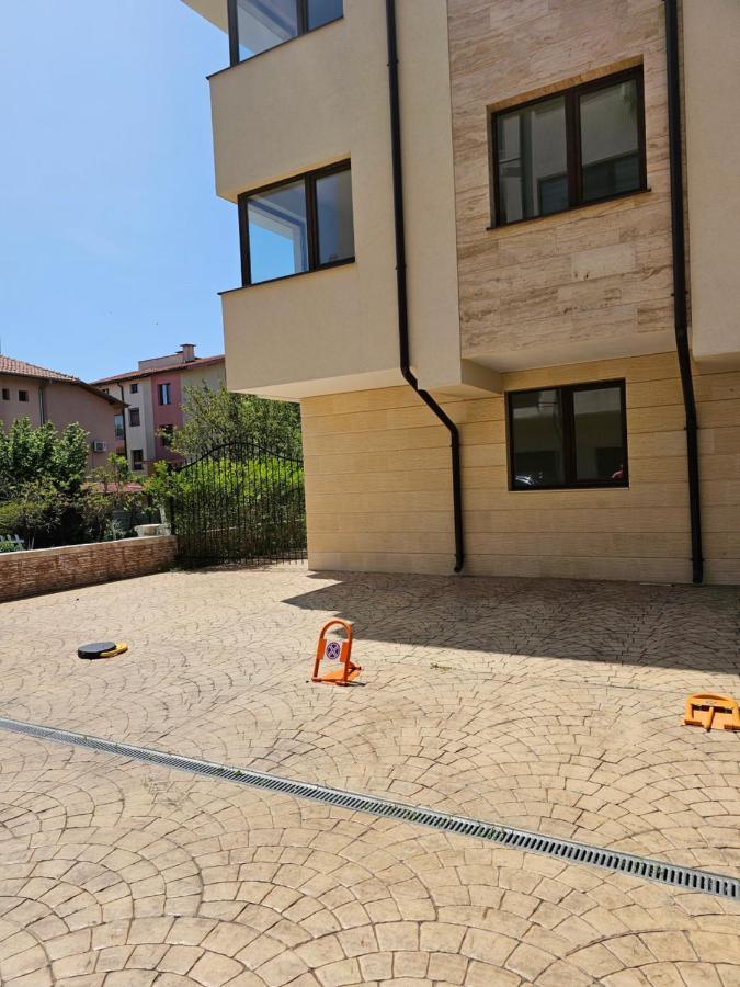 Апартамент Иванови Сарафово Burgas Luaran gambar